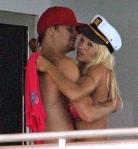 сватба Памела Андерсън