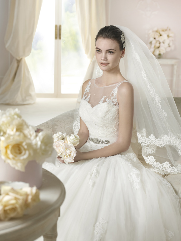 рокля Pronovias 