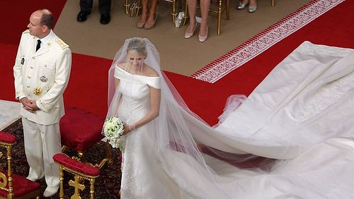 Буликова булчинска рокля принцесата на Монако